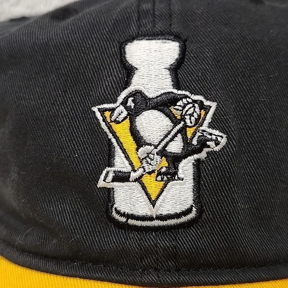 Reebok Pittsburgh Penguins 2017 Stanley Cup Sliderback Hat - New